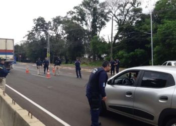 Fiscalização realizada ontem. Foto: PRF/Divulgação.