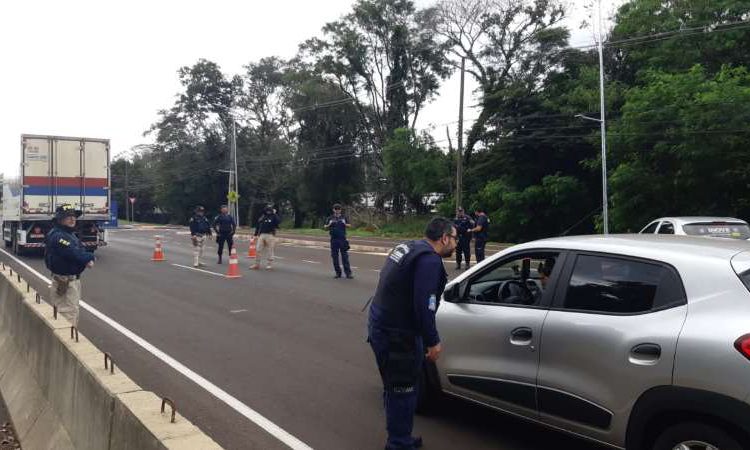 Fiscalização realizada ontem. Foto: PRF/Divulgação.