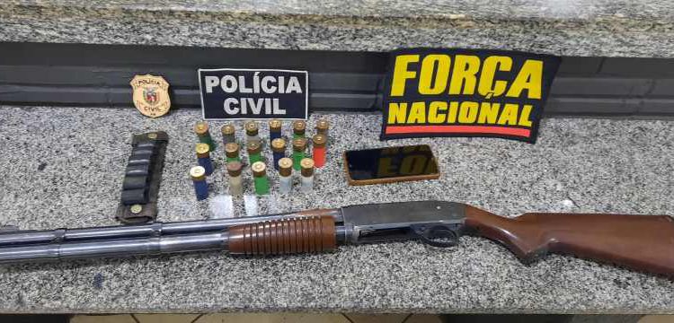 Arma e munição apreendidas. Foto: divulgação