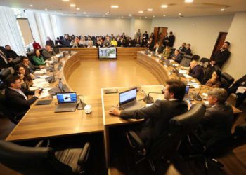 Reunião aconteceu no início da tarde desta terça-feira (28), no Auditório Legislativo. Foto: Valdir Amaral/Alep