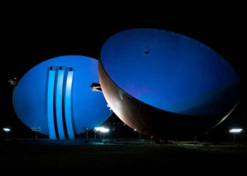 Calotas iluminadas> Foto: Rafa Kondlatsch / Itaipu Binacional