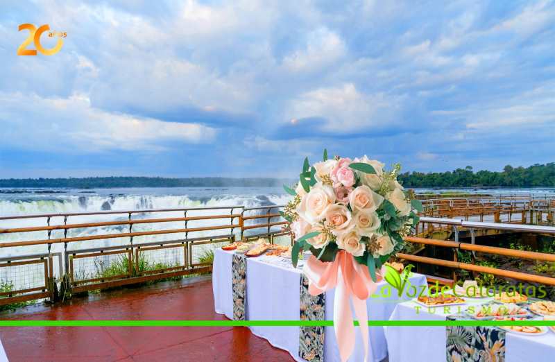 Um cenário magnífico e inigualável para dizer "sim". Foto: LaVozdeCataratas