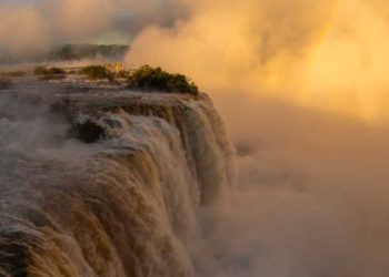 Amanhecer nas Cataratas do Iguaçu. Foto: divulgação
