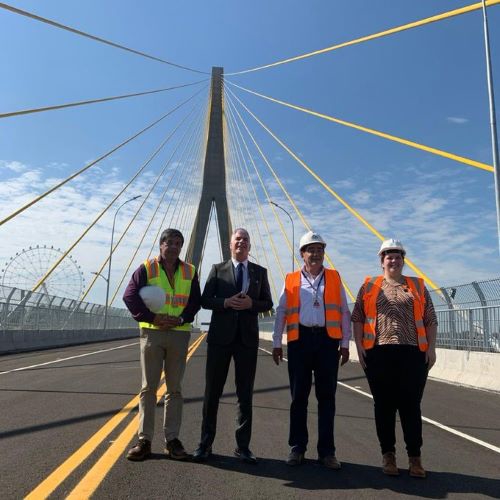 Embaixador em visita à Ponte da Integração. Foto: Embaixada dos EUA/Agência IP