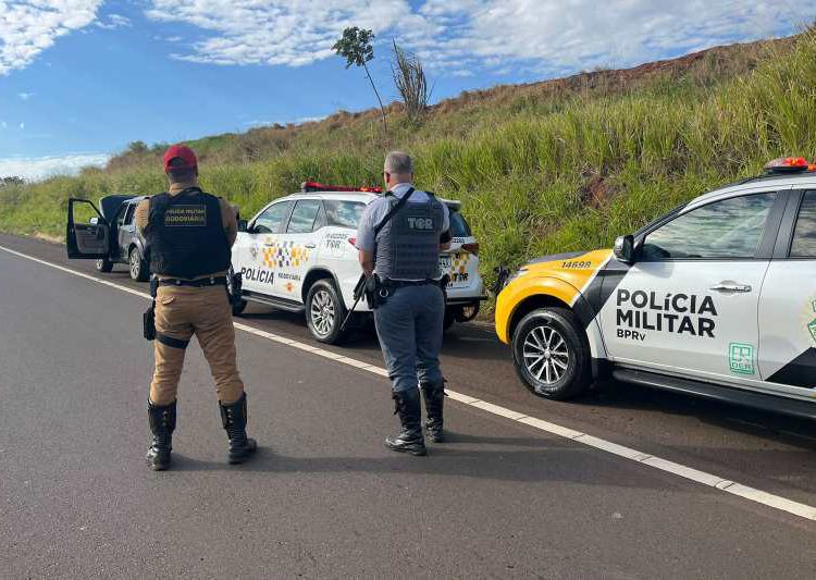 Ação integrada entre Paraná, Santa Catarina e São Paulo prende chefe do tráfico foragido
Foto: PMPR