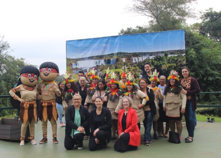 Apresentação especial nas Cataratas do Iguaçu. Foto: Nilmar Fernando #FotoEquipeCataratas
