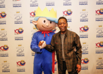 O texto destaca a dedicação de Edson Arantes do Nascimento a causas sociais - caso do Hospital Pequeno Príncipe, em Curitiba.Créditos:Divulgação/Complexo Pequeno Príncipe