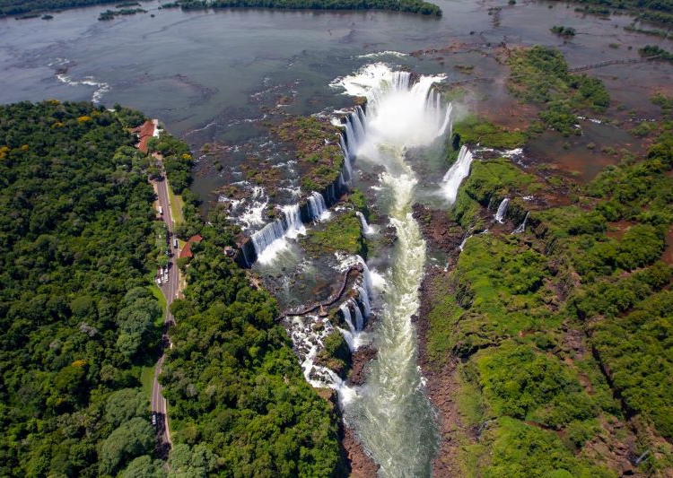 Cataratas do Iguaçu. Foto: Bruno Bimbato