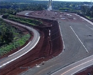 Obras de acesso à Ponte da Integração. Fotos: DER-PR/Divulgação
