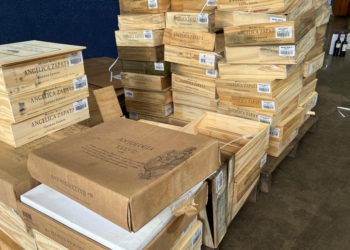 Vinhos apreendidos pela PF e Receita Federal. Foto: divulgação/PF