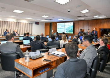 Comissão de Infraestrutura do Senado reunida hoje. Foto: Rafa Kondlatsch / Itaipu Binacional