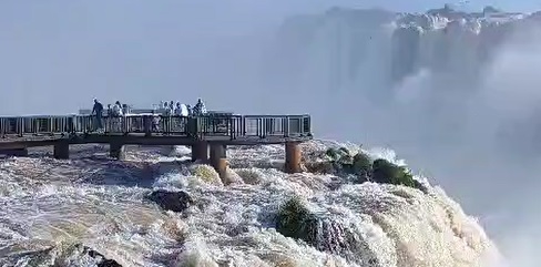 Primeiro Vídeo: Vazão das Cataratas do Iguaçu 5 vezes acima da média n