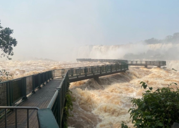 Cataratas do Iguaçu nesta sexta-feira (17). Foto: Cesar Muller/divulgação