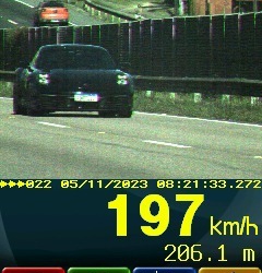 Flagrante a quase 200 km/h no feriadão de Finados. Foto: divulgação/PRF