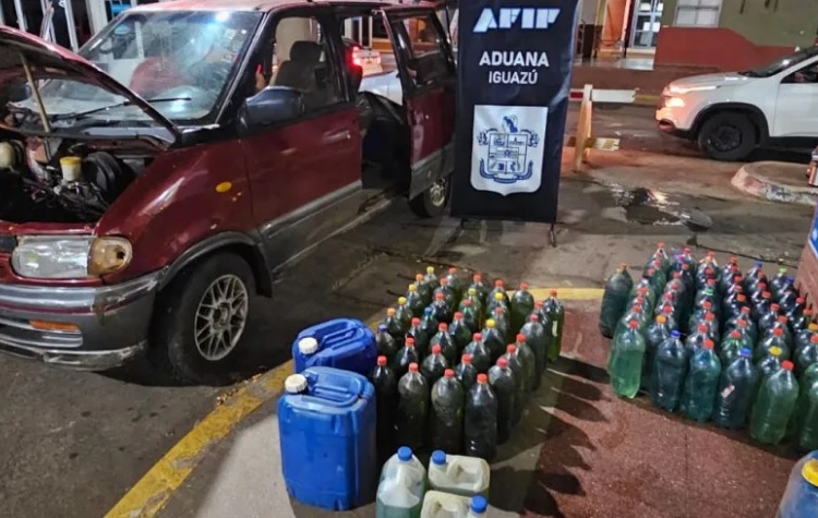 Combustível apreendido. Foto: La VozDe Cataratas/cortesia