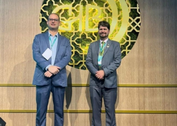 Dois petistas do governo Chico Brasileiro, da esquerda para a direita, Jihad Abu Ali e André Aliana. Foto: PMFI/Facebook