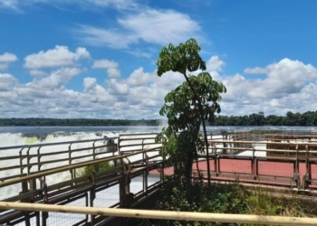 Passarela da Garganta do Diabo quando foi reaberta em fevereiro deste ano. Foto: Parque Nacional Iguazú/divulgação