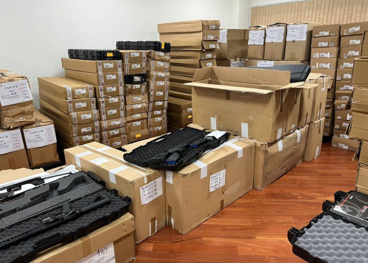 Armas apreendidas na operação. Foto: divulgação