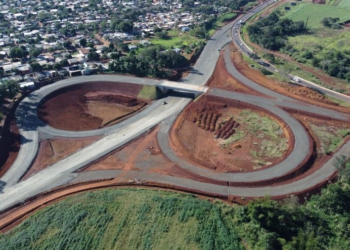 Perimetral Leste de Foz do Iguaçu em obras. Foto: DER