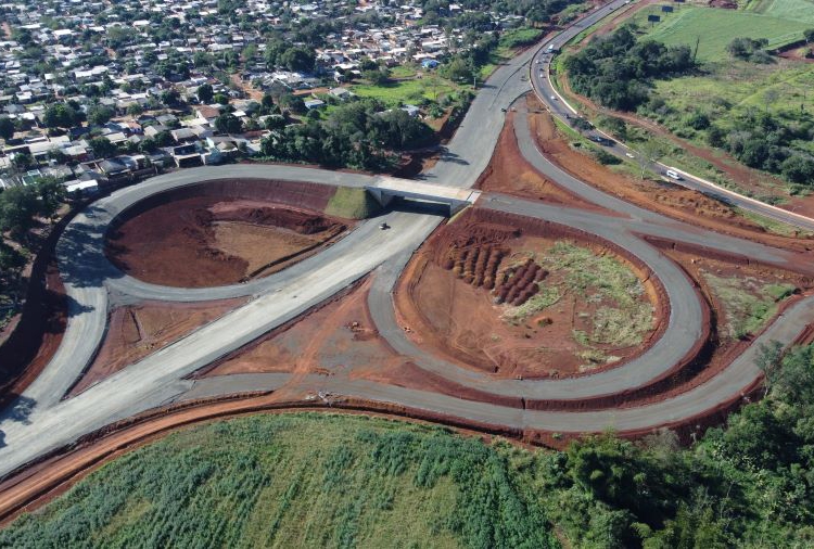 Perimetral Leste de Foz do Iguaçu em obras. Foto: DER