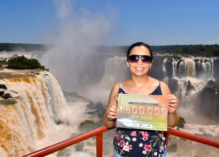 A marca de 1 milhão e 800 mil pessoas foi atingida com a visitante Soraia Maria do Nascimento. Foto: Nilmar Fernando/Divulgação