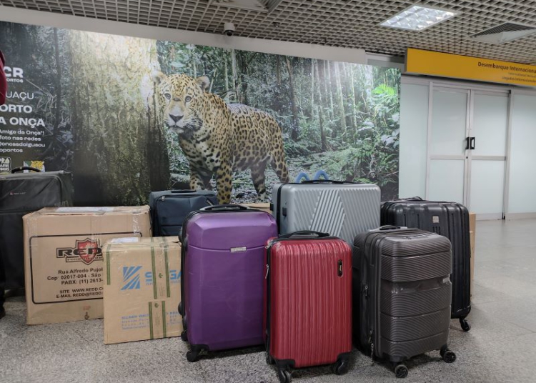 Objetos esquecidos doados à instituição. Foto: divulgação