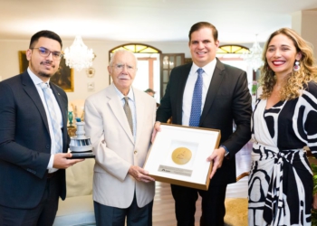 Da esquerda para a direita: Igor, Sarney, Pepitone e Lígia. Foto: Dinho Mendes/Itaipu Binacional