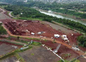 Na aduana Brasil-Paraguai foi atingida a marca de 90% da execução da infraestrutura do edifício central e da cobertura geral. Foto: DER
