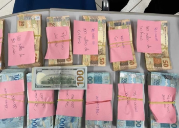 Dinheiro apreendido na Aduana da Ponte da Amizade. Foto: divulgação