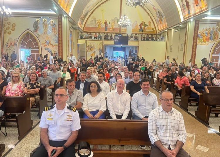 Missa que marcou o encerramento das festividades do centenário da Igreja São João Batista. Fotos: divulgação