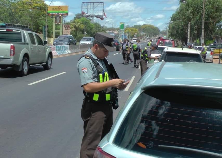 Polícia Caminera em ação. Foto: Agência IP