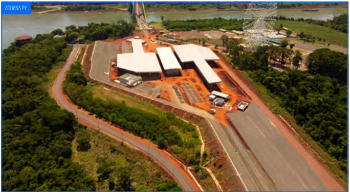 Aduana da Ponte da Integração. Fotos: DER-PR