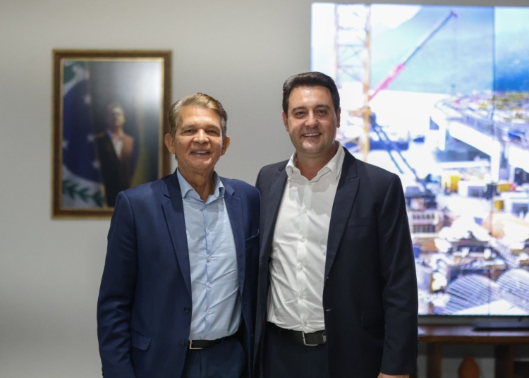 Prefeito Silva e Luna se reúne com Governador Ratinho Junior em Curitiba para discutir projetos estruturantes. Foto: PMFI