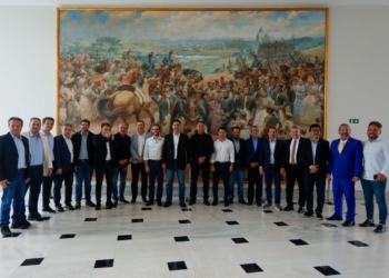 Governador Ratinho Junior recebe ex-presidente Jair Bolsonaro no Palácio Iguaçu
Foto: Gabriel Rosa/AEN