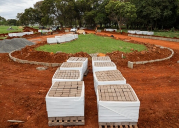 Obras civis em andamento. Fotos: IB/Paraguai