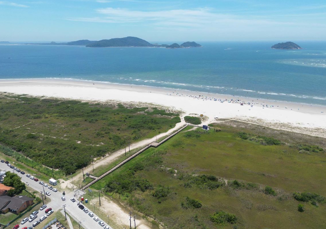 Joia do Paraná: Pontal do Sul aparece entre as 200 melhores praias de ranking internacional
Foto: Cesar Albacete/Prefeitura de Pontal do Paraná