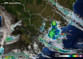 Céu encoberto sobre o Paraná nesta manhã de terça-feira. Foto: Simepar