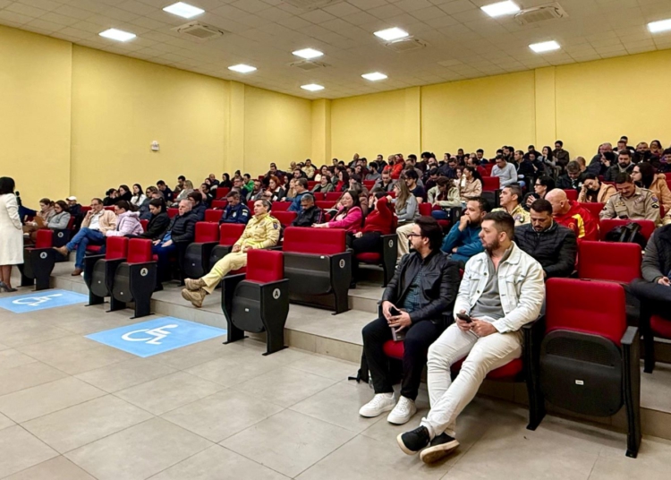 Treinamento dos servidores. Foto: divulgação
