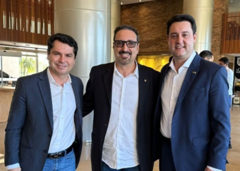 Curi, Deoclécio e Ratinho Jr. Foto: divulgação