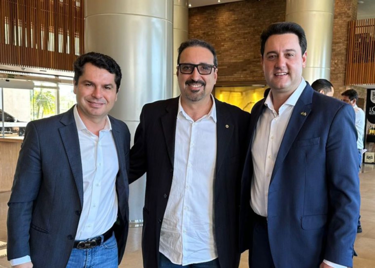 Curi, Deoclécio e Ratinho Jr. Foto: divulgação