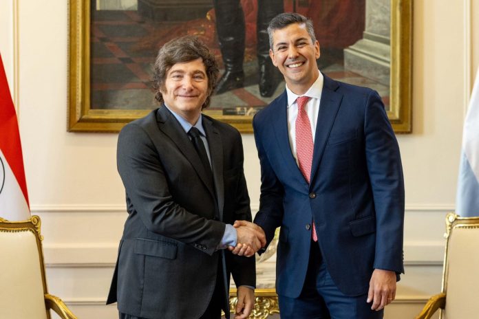 Milei e Peña. Foto: divulgação/Agência IP