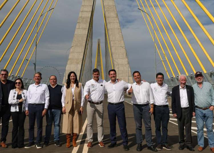 Ratinho Junior e presidente do Paraguai visitam obra da Ponte da Integração
Foto: Jonathan Campos/AEN