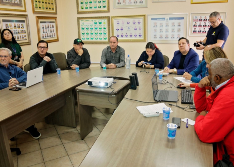 Conselho de ética reunido ontem. Foto: divulgação