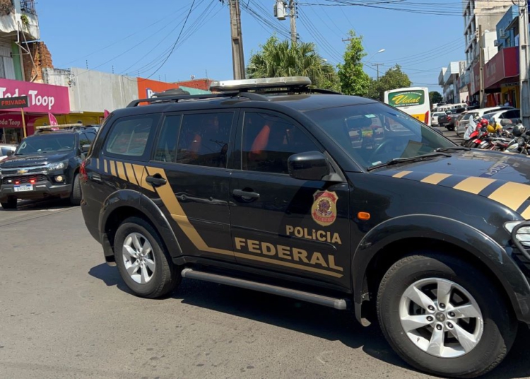 Operação da PF nesta manhã em Foz. Foto: divulgação