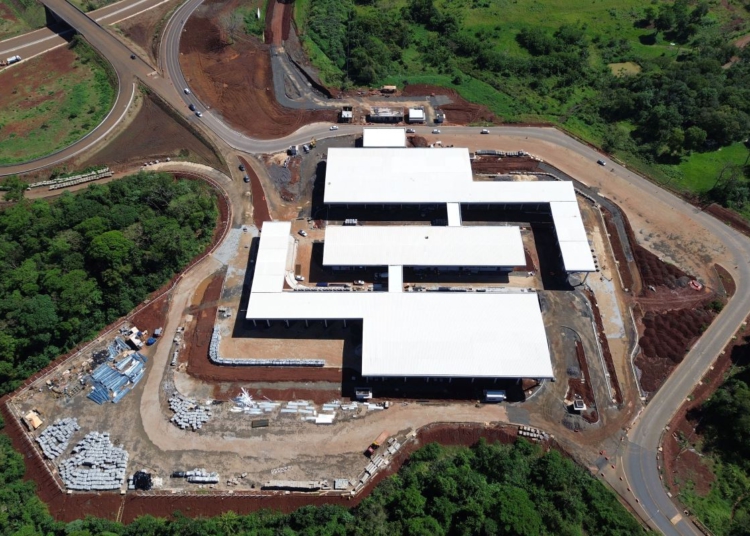 Aduana Brasil-Argentina na Ponte Tancredo Neves. Foto: DER-PR