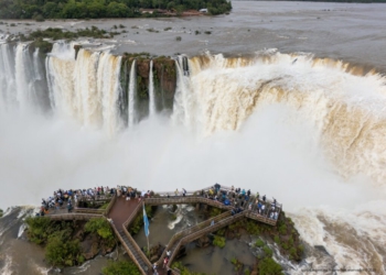 Mirante da Garganta do Diabo das Cataratas do Iguaçu no lado argentino. Foto: Iguazú Argentina SA/divulgação