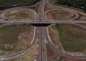 Foto da Perimetral Leste: DER-PR