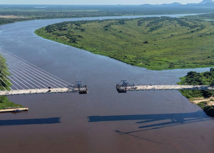 Foto do estágio da obra; divulgação