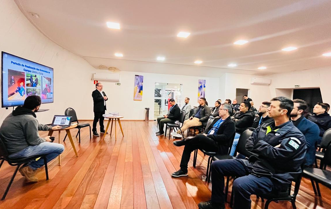 Foto da apresentação dos dados: divulgação