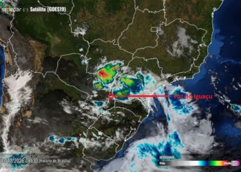Foto de satélite divulgada pelo Simepar nesta terça-feira.